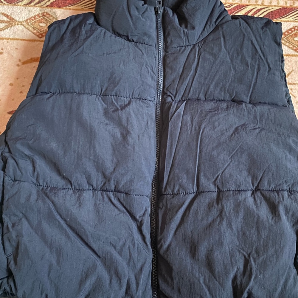 Women’s Navy Crop Vest